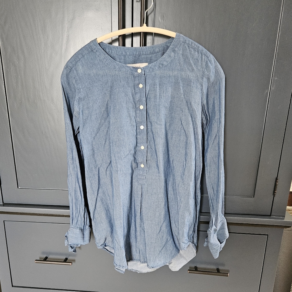 LOFT Flowy soft denim Blouse, size Small